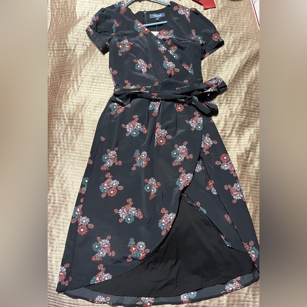 Modcloth Black Floral Wrap Midi Dress with Red rust pink & Teal Blooms NWT SMALL